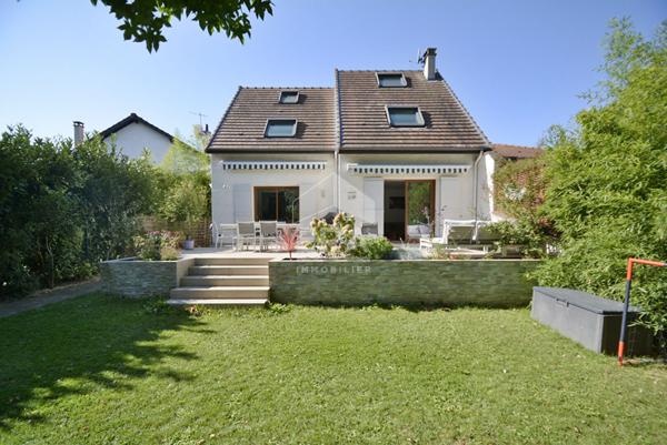 Maison La Celle Saint Cloud 7 pièce(s) 221 m2