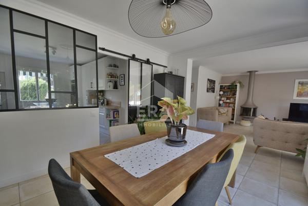 Maison La Celle Saint Cloud 7 pièce(s) 221 m2