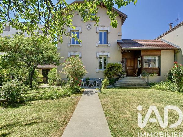 Maison à vendre 4 pièces 121 m² Grenoble