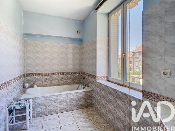 Maison à vendre 4 pièces 121 m² Grenoble
