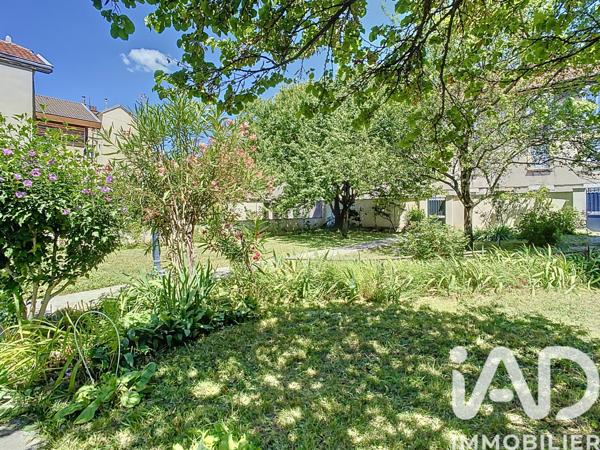 Maison à vendre 4 pièces 121 m² Grenoble