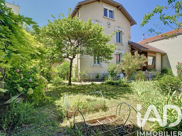 Maison à vendre 4 pièces 121 m² Grenoble