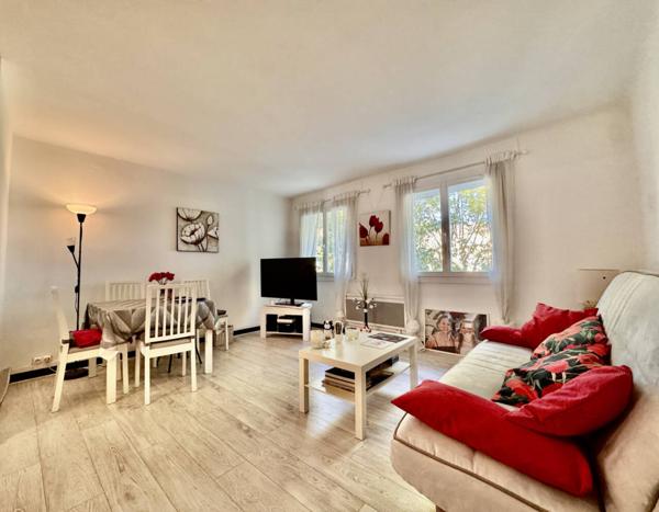Appartement à louer 2 pièces de 49 m²