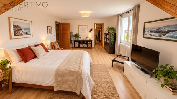SAINT-NIC – PLAGE DE PENTREZ À PIED – VUE MER – MAISON RÉNOVÉE AVEC STUDIO INDÉPENDANT