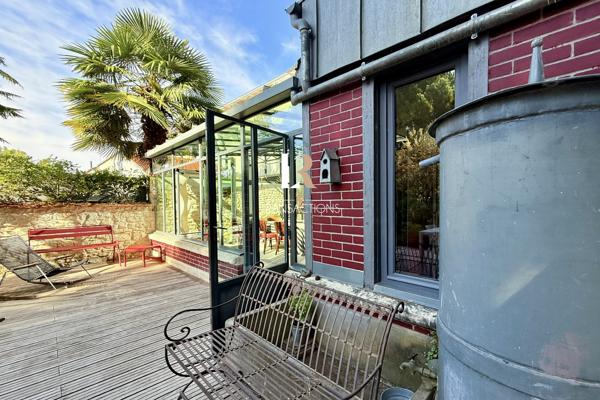 LR Transactions - La Genette - Maison de caractère avec joli jardin arboré