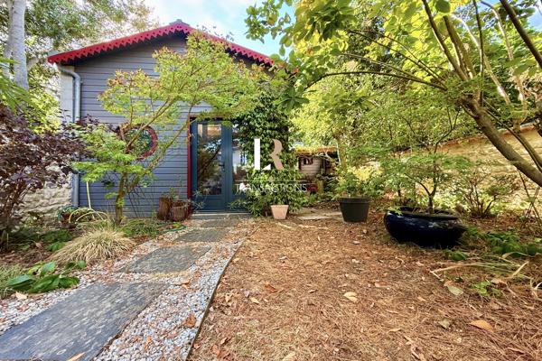 LR Transactions - La Genette - Maison de caractère avec joli jardin arboré