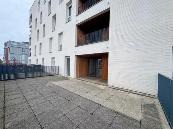 Appartement à vendre 2 pièces + terrasse BEAUZELLE (31)