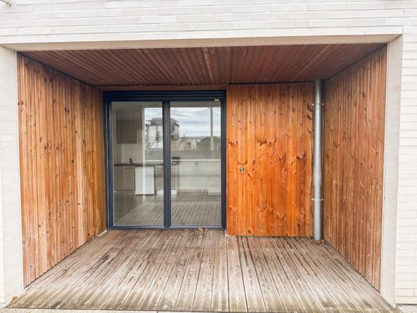 Appartement à vendre 2 pièces + terrasse BEAUZELLE (31)