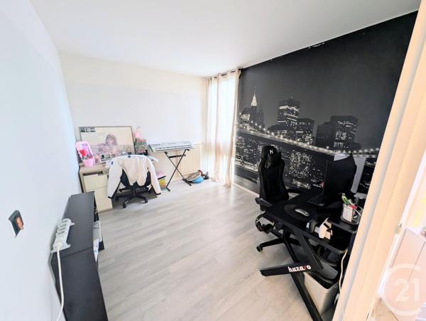 Appartement F4 à vendre  4 pièces - 78,58 m2 LIVRY GARGAN - 93