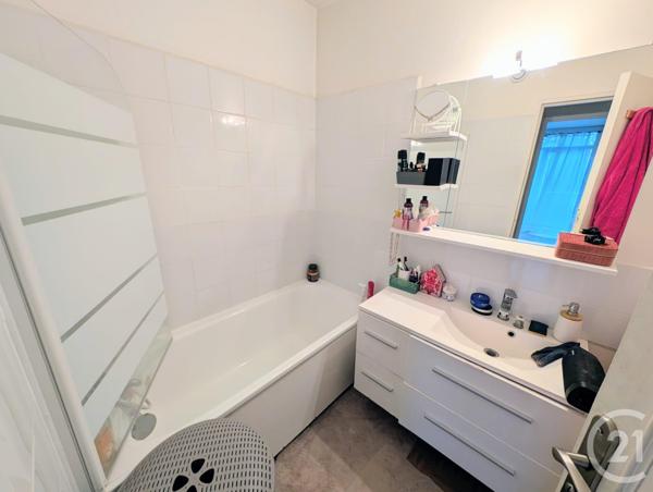 Appartement F4 à vendre  4 pièces - 78,58 m2 LIVRY GARGAN - 93