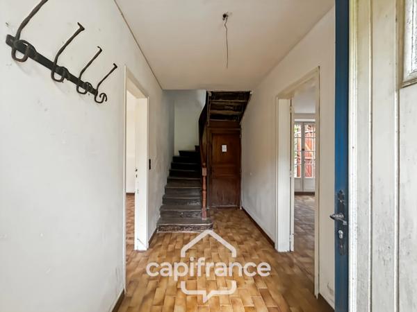 Maison en pierre avec dépendances et grand terrain – Environnement boisé et calme – La Motte (22600)