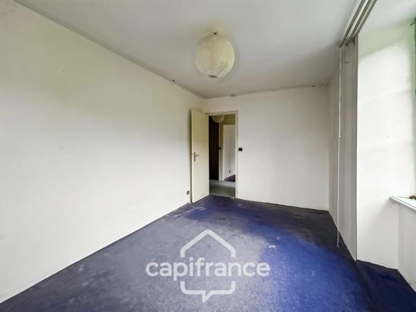 Maison en pierre avec dépendances et grand terrain – Environnement boisé et calme – La Motte (22600)