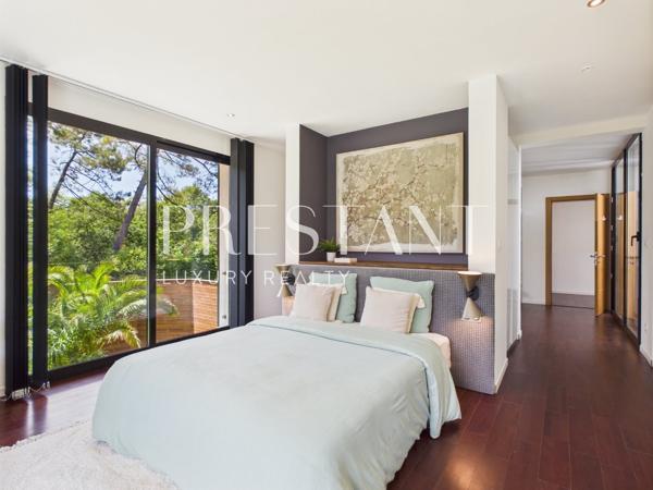 Spacieuse maison contemporaine de 310 m² avec piscine, à 10 min du centre de Biarritz, ARCANGUES