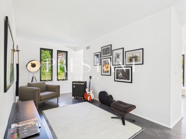 Spacieuse maison contemporaine de 310 m² avec piscine, à 10 min du centre de Biarritz, ARCANGUES