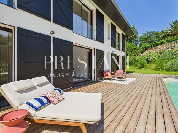 Spacieuse maison contemporaine de 310 m² avec piscine, à 10 min du centre de Biarritz, ARCANGUES