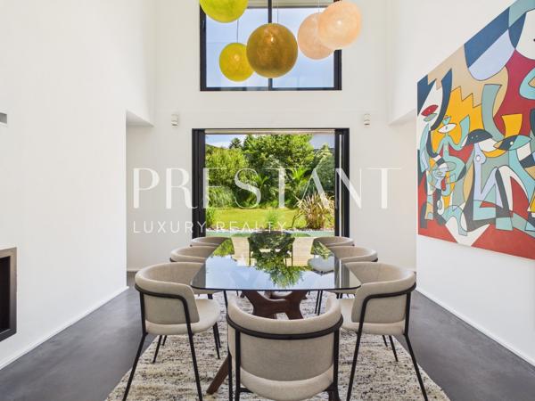 Spacieuse maison contemporaine de 310 m² avec piscine, à 10 min du centre de Biarritz, ARCANGUES