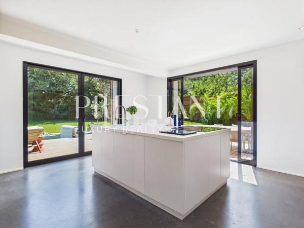 Spacieuse maison contemporaine de 310 m² avec piscine, à 10 min du centre de Biarritz, ARCANGUES