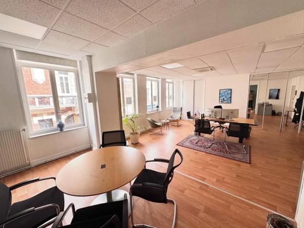 Bureau à Louer à VALENCIENNES 1000 €
