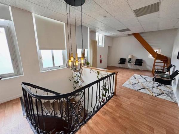 Bureau à Louer à VALENCIENNES 1000 €
