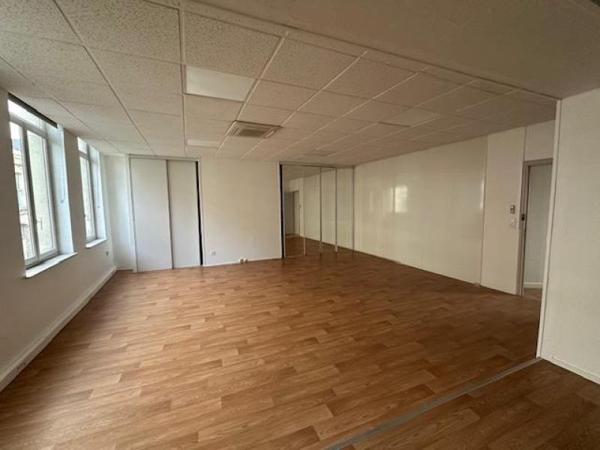 Bureau à Louer à VALENCIENNES 1000 €