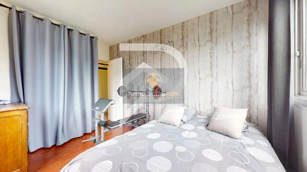 Vente                                                      Appartement
                        
                     3 pièces                      52 m2                     à Marly-le-Roi