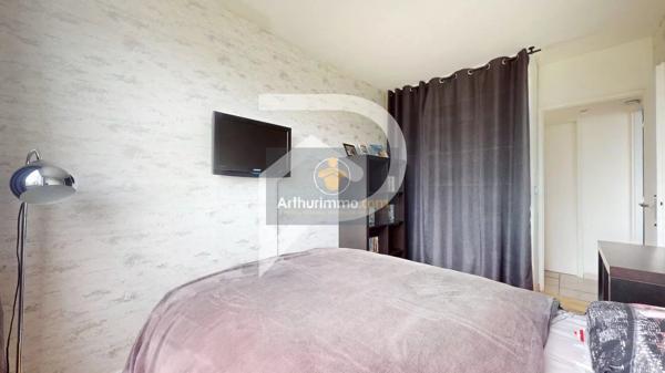 Vente                                                      Appartement
                        
                     3 pièces                      52 m2                     à Marly-le-Roi