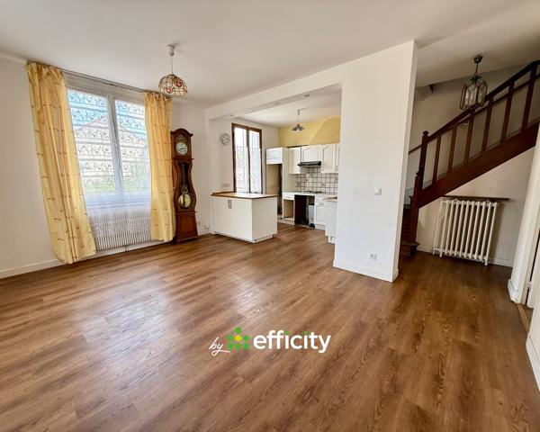 Maison
         5 pièces
        - 97 m² Exclusivité 550 000 € *