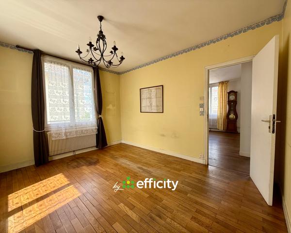 Maison
         5 pièces
        - 97 m² Exclusivité 550 000 € *