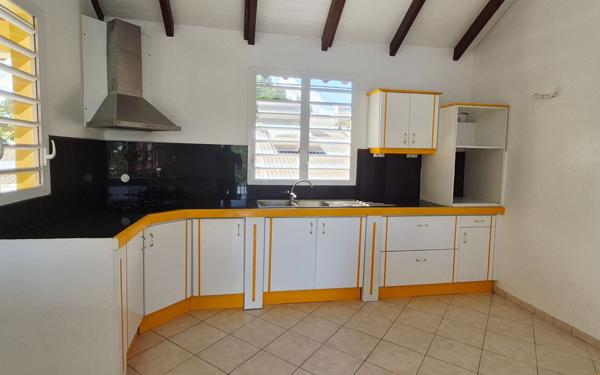 Appartement à louer    3 pièces • 59,41 m2 Lamentin