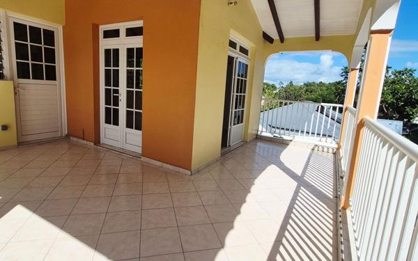 Appartement à louer    3 pièces • 59,41 m2 Lamentin