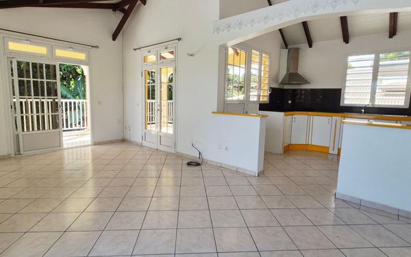 Appartement à louer    3 pièces • 59,41 m2 Lamentin