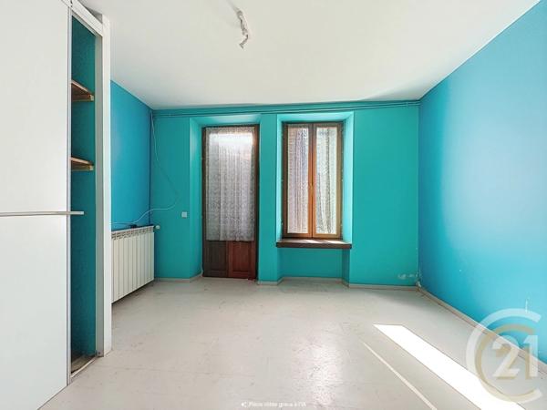 Maison à vendre  9 pièces - 184,47 m 2   VILLEMER  - 77