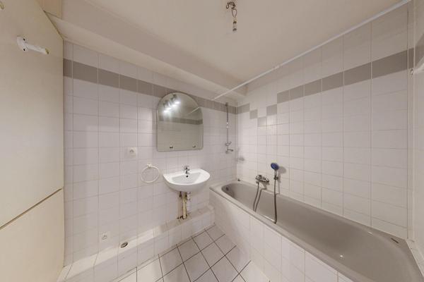 À vendre : Appartement 1 pièce à BISCHHEIM - Référence S-807