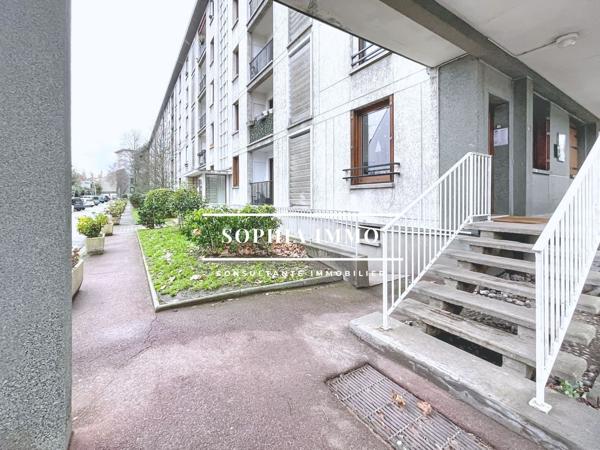 Appartement
         1 pièce
        - 10 m² Exclusivité 65 000 € *