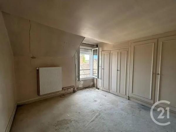 Appartement 4 Pièces à vendre  4 pièces - 82 m 2   FONTAINEBLEAU  - 77
