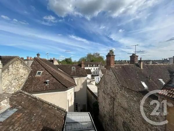 Appartement 4 Pièces à vendre  4 pièces - 82 m 2   FONTAINEBLEAU  - 77