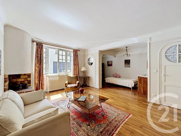 Appartement 4 Pièces à vendre  4 pièces - 82 m 2   FONTAINEBLEAU  - 77
