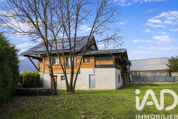 Maison à vendre 5 pièces 140 m² Sainte-Hélène-sur-Isère
