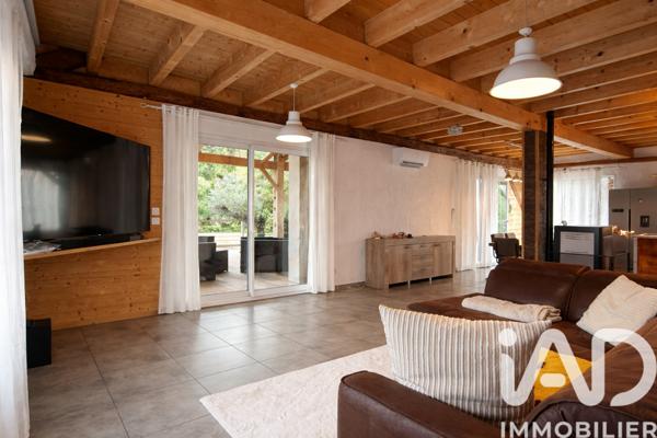 Maison à vendre 5 pièces 140 m² Sainte-Hélène-sur-Isère