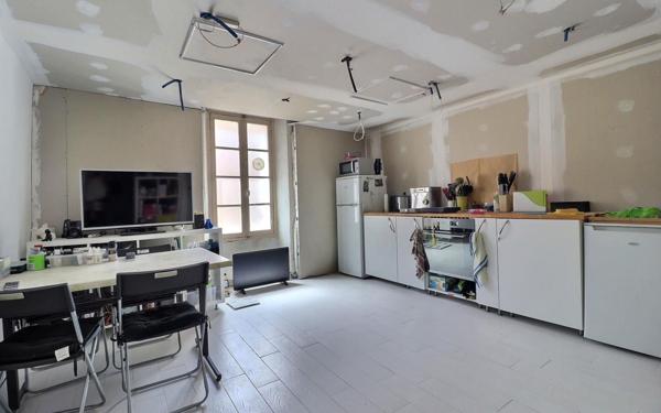 Maison à vendre    3 pièces •  Tourves