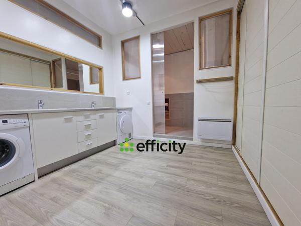 Appartement
         2 pièces
        - 73 m² Exclusivité 235 000 € *