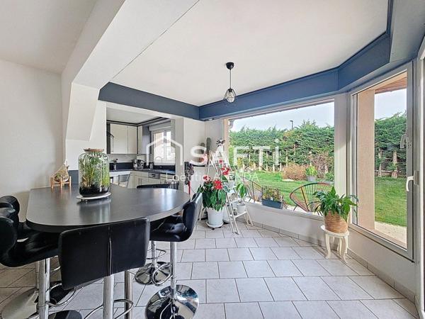 Maison 4 chambres dans secteur très recherché de Ludres!