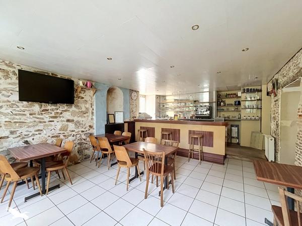 Immeuble 161 250 € Sainte-Sévère-sur-Indre 377 m² DPE E