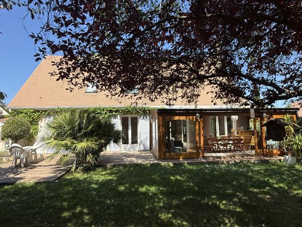 Villennes-sur Seine - Domaine du Golf- Maison 212m² - Terrain 980m²-
