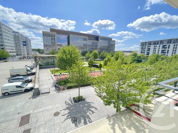 Appartement à vendre  3 pièces - 63 m 2   ST DENIS  - 93