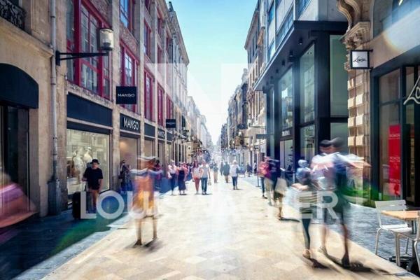 Local commercial de 230 m² à louer à Bordeaux