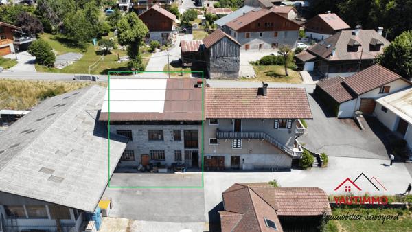Villard (74420) Ancien atelier à réhabiliter - immeuble – 285 m² sur 3 niveaux + terrain de 450 m² à Villard (74420), proche B