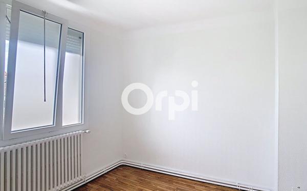 Maison à louer    6 pièces •  Périgueux