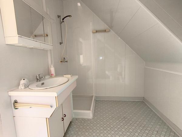 Maison familiale de 120 m2 environ située au calme et sans vis à vis