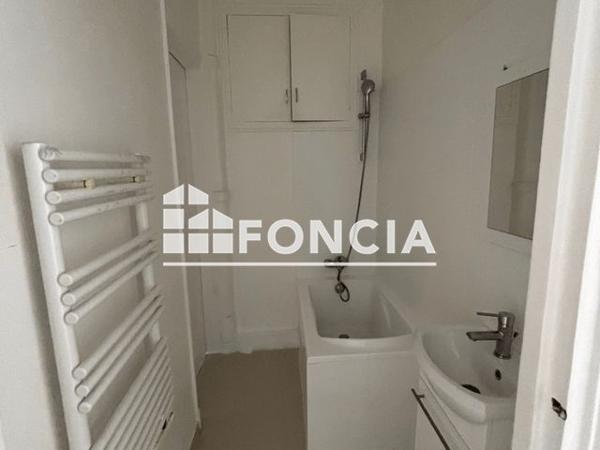 Location Appartement 4 pièces 129.34 m² - 7 RUE PARMENTIER Neuilly Sur Seine 92200